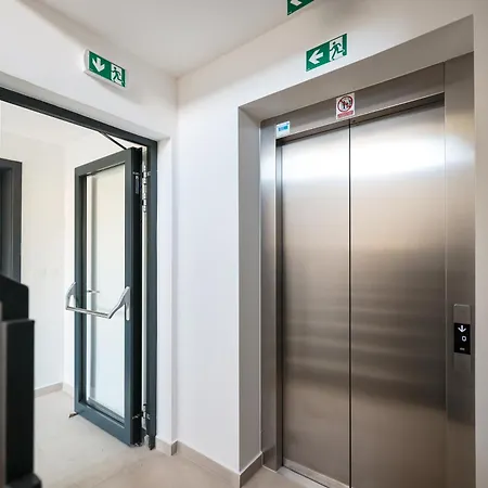 Luna Mare Premium * Zara