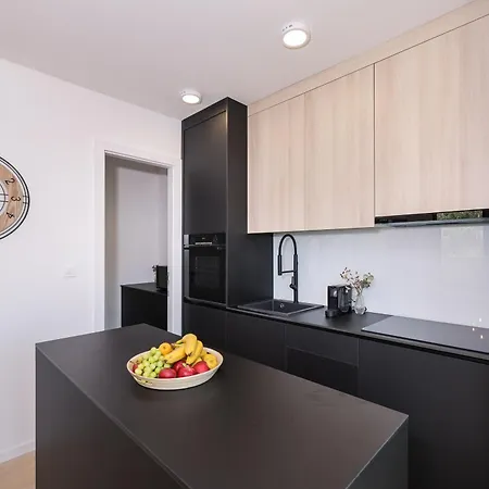 Luna Mare Premium Apartman Zára